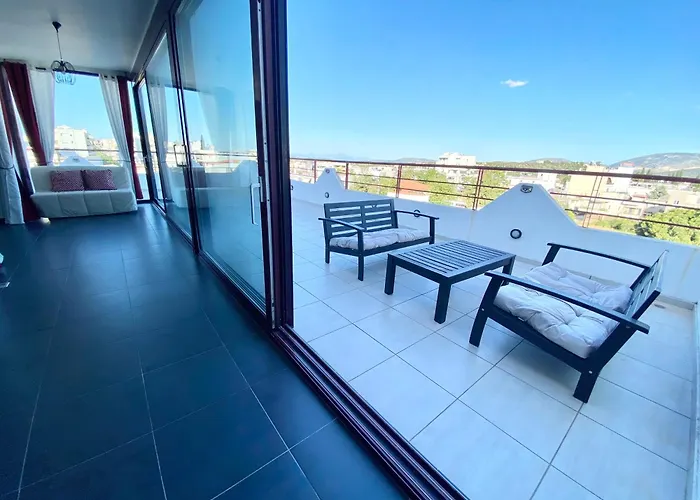 Luxury View Apartment 10Min From Athens Airport