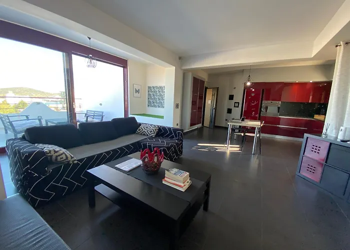 Luxury View Apartment 10Min From Athens Airport