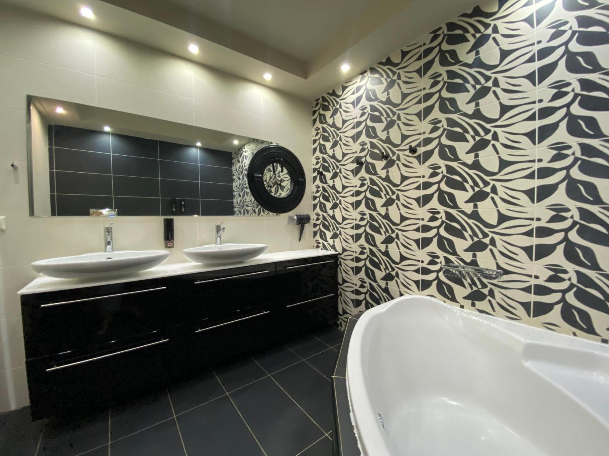 Luxury View 10min From Athens Airport Apartment Koropion