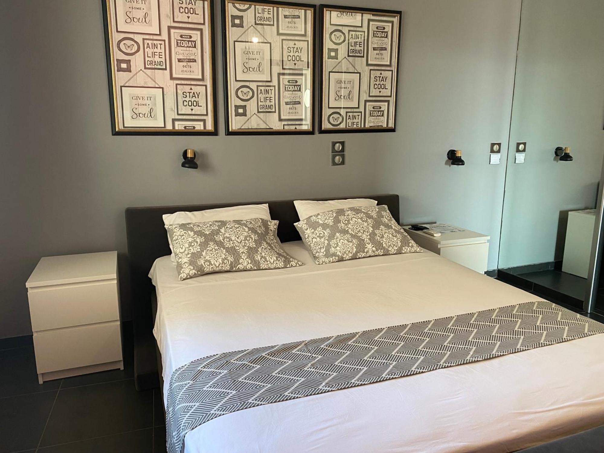 Luxury View 10min From Athens Airport * Koropion